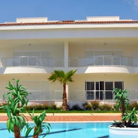 Mirage G 1 - Beautiful 2 Bedroomed Ground Floor Of Approx 1000 Sq Ft * シダ