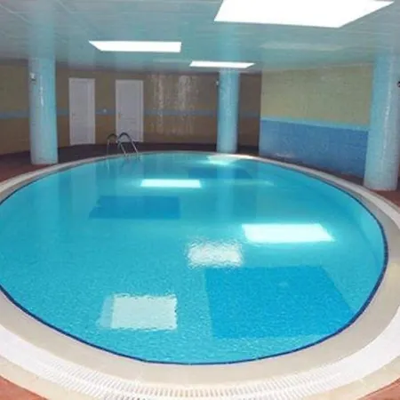 Mirage G 1 - Beautiful 2 Bedroomed Ground Floor Of Approx 1000 Sq Ft Apartment Side